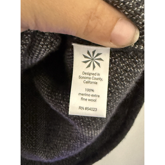 Athleta Merino Extra Fine Wool Dakota Windowpane Pullover Sweater Womens L Gray - Picture 3 of 4